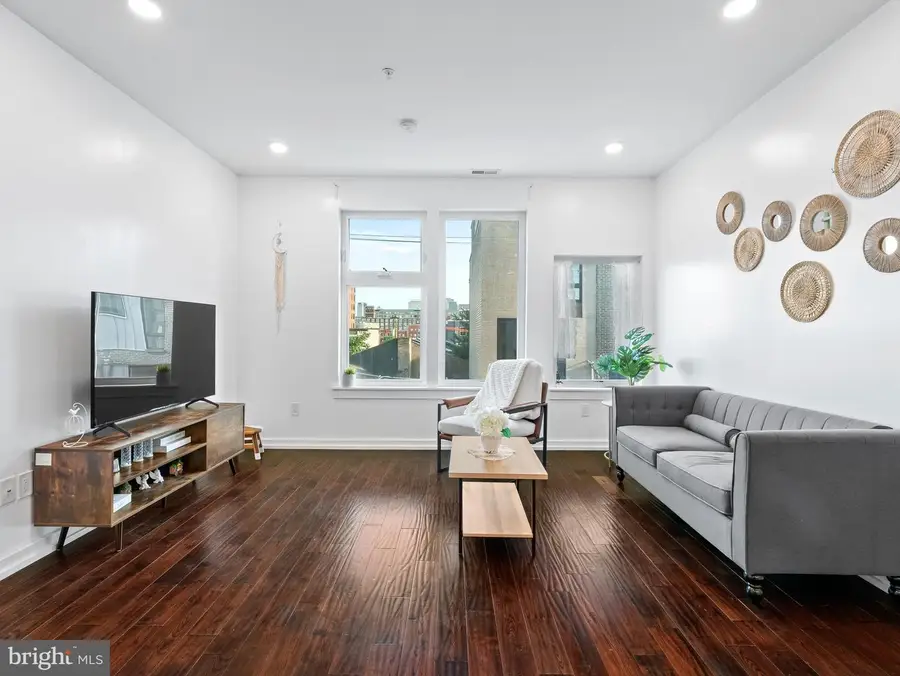 1433 Ogden St, Philadelphia, PA 19130 - #3