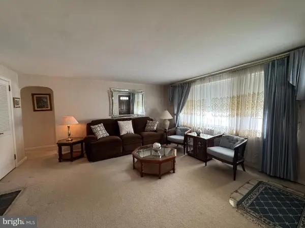 9505 Alton St, PHILADELPHIA, PA 19115