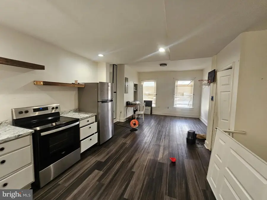 902 W Somerset St, Philadelphia, PA 19133 - #3