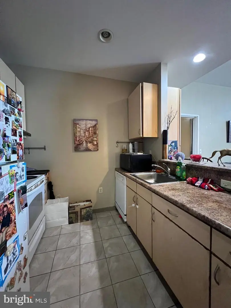 815--37 Arch St #709, Philadelphia, PA 19107 - #1