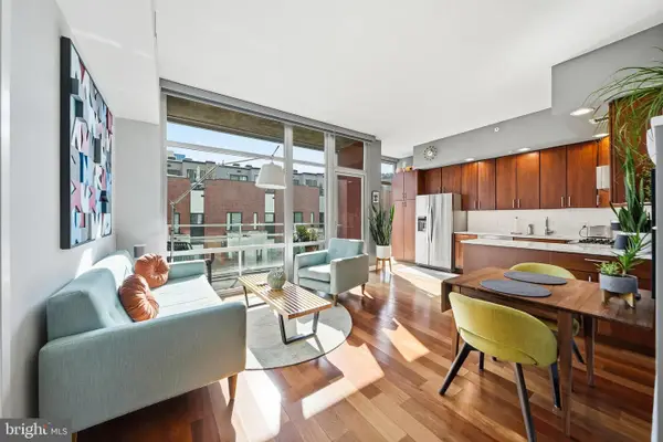 22 S Front St #405, PHILADELPHIA, PA 19106