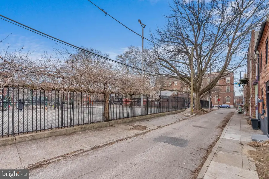 804 S Lawrence St, Philadelphia, PA 19147 - #3