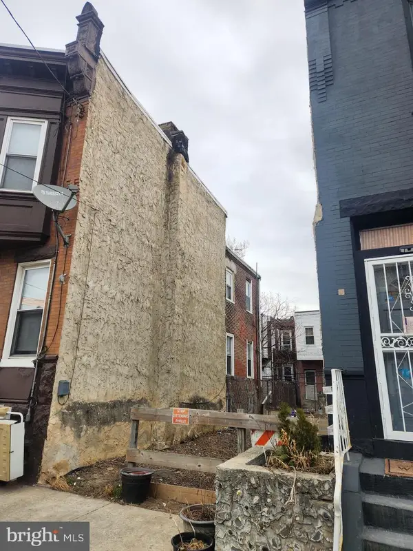 2439 N 33rd St, PHILADELPHIA, PA 19132