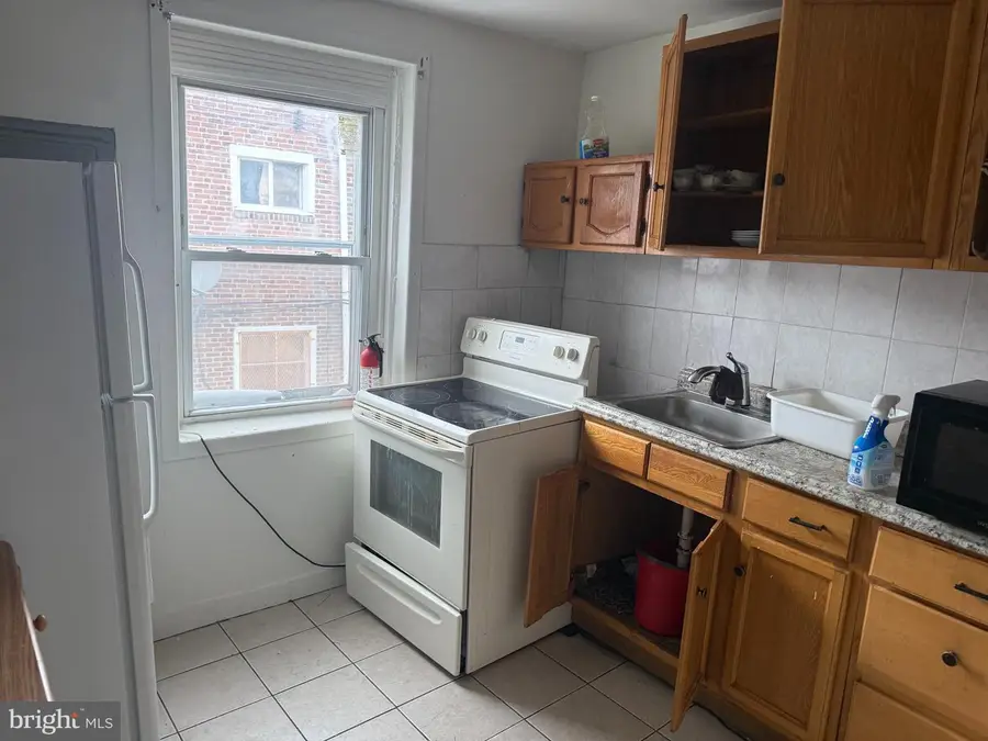 1801 W Albanus St, Philadelphia, PA 19141 - #3