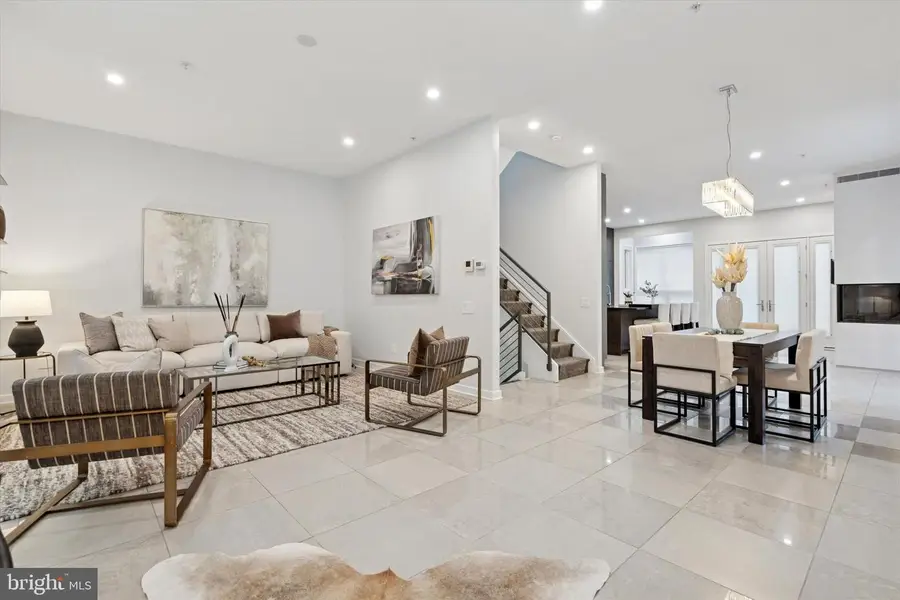 707 S 15th St, Philadelphia, PA 19146 - #3