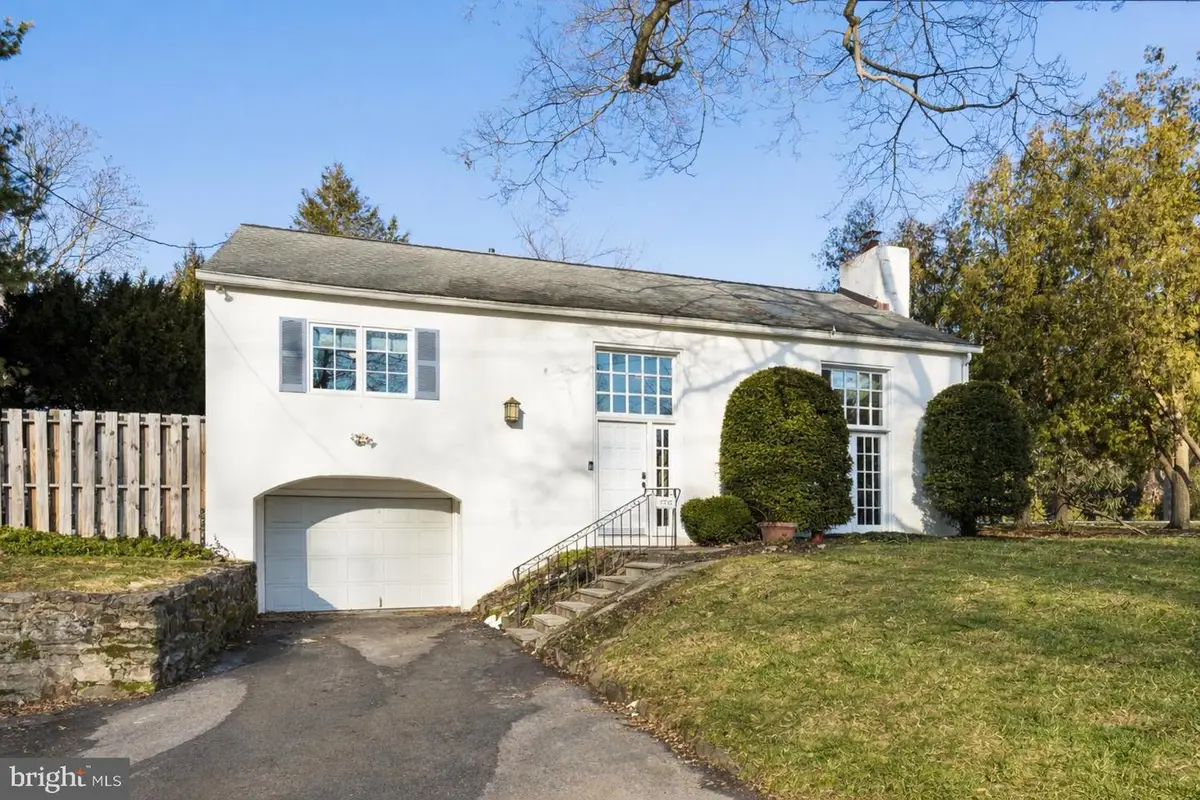 7713 Cherokee St, Philadelphia, PA 19118 - #1