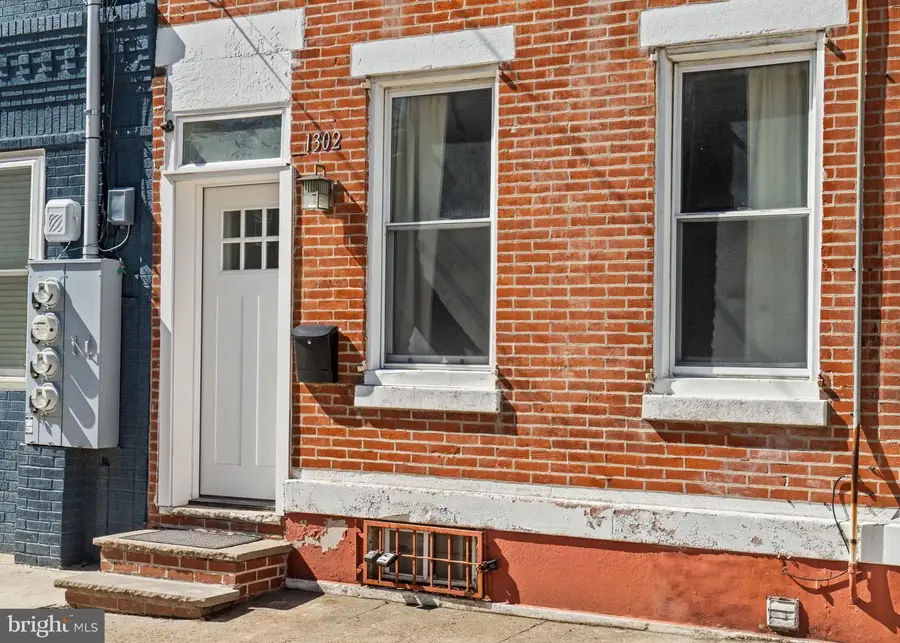 1302 N Lawrence St, Philadelphia, PA 19122 - #2