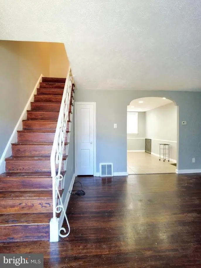 6041 Frontenac St, Philadelphia, PA 19149 - #2