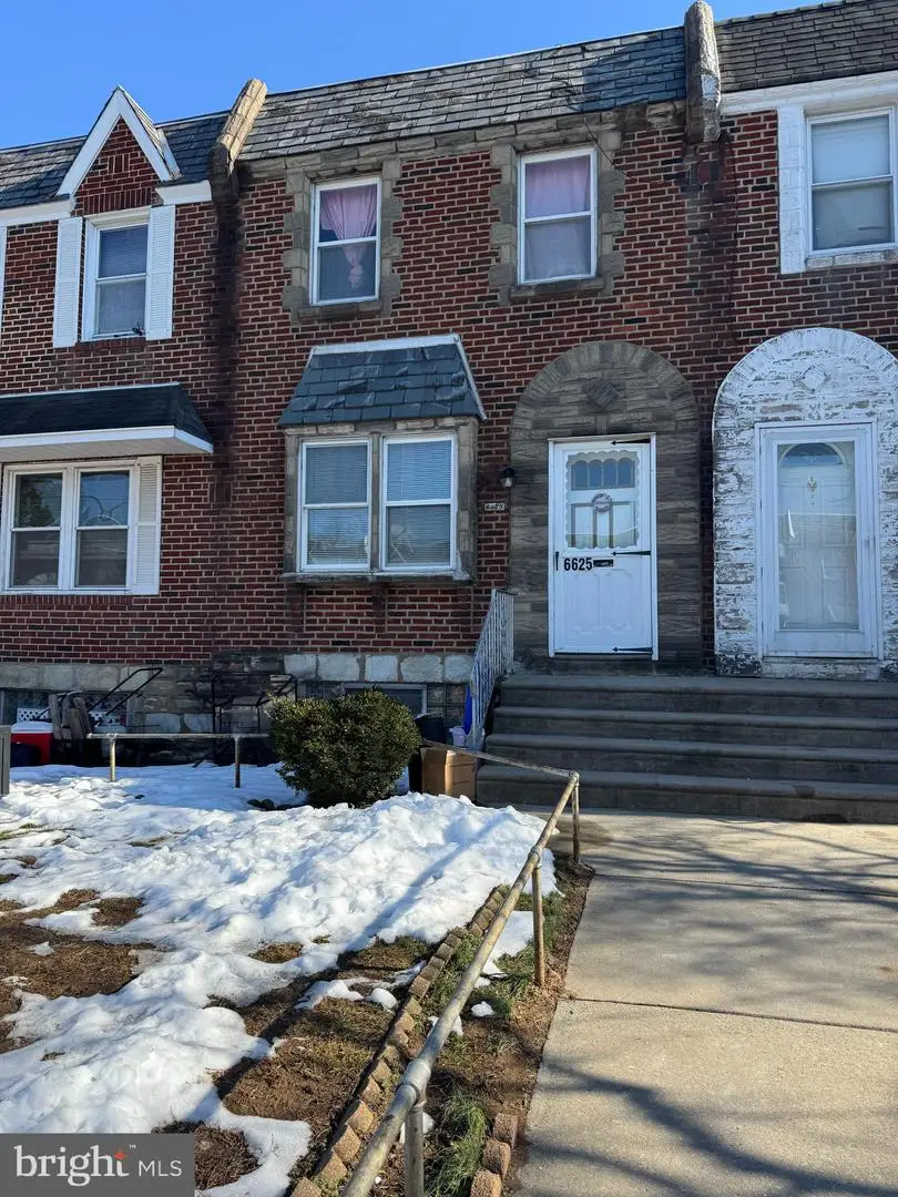 6625 Algard St, Philadelphia, PA 19135 - #1
