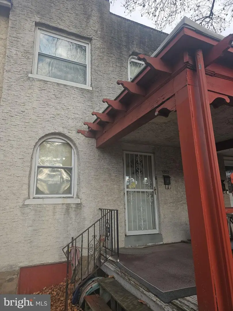 3435 Barclay St, Philadelphia, PA 19129 - #2