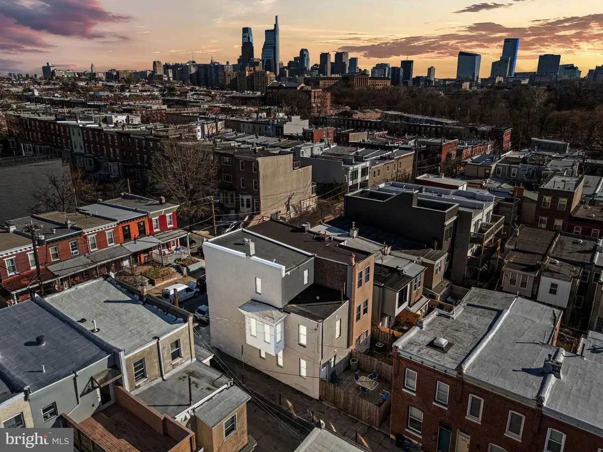 930 N 30th St, Philadelphia, PA 19130 - #1