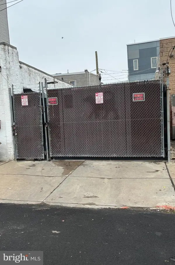 2631 E Hagert St, PHILADELPHIA, PA 19125