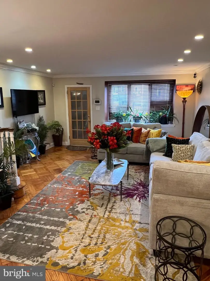 6023 Woodcrest Ave, Philadelphia, PA 19131 - #2