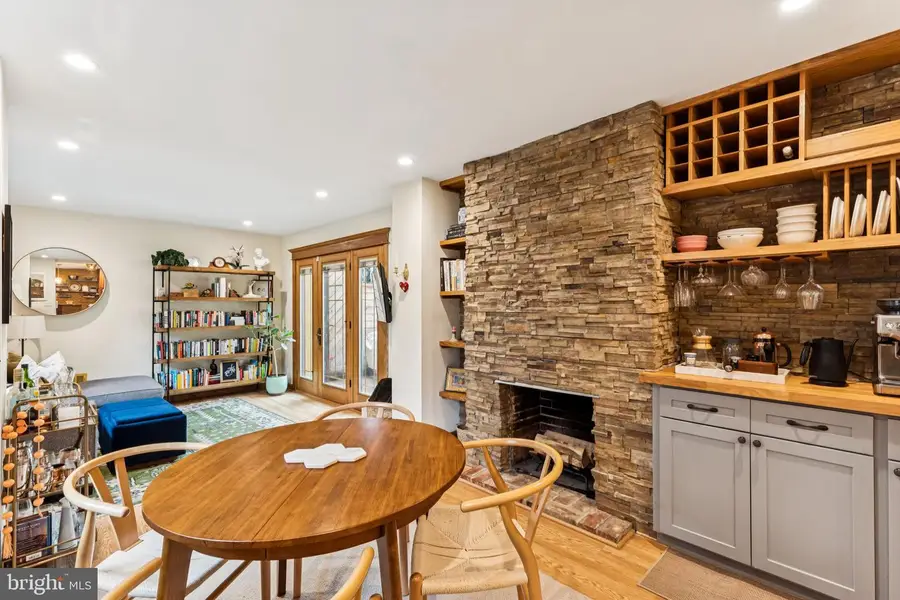 2210r Naudain St, Philadelphia, PA 19146 - #3