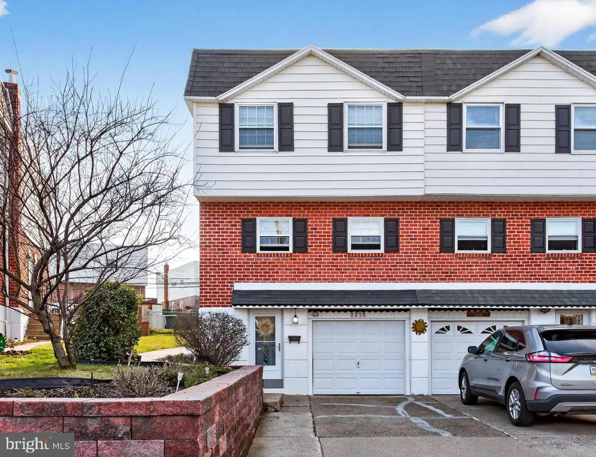 2720 Clayton St, Philadelphia, PA 19152 - #1