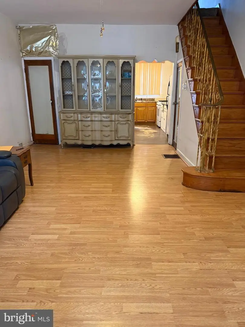 2221 S Carlisle St, Philadelphia, PA 19145 - #3