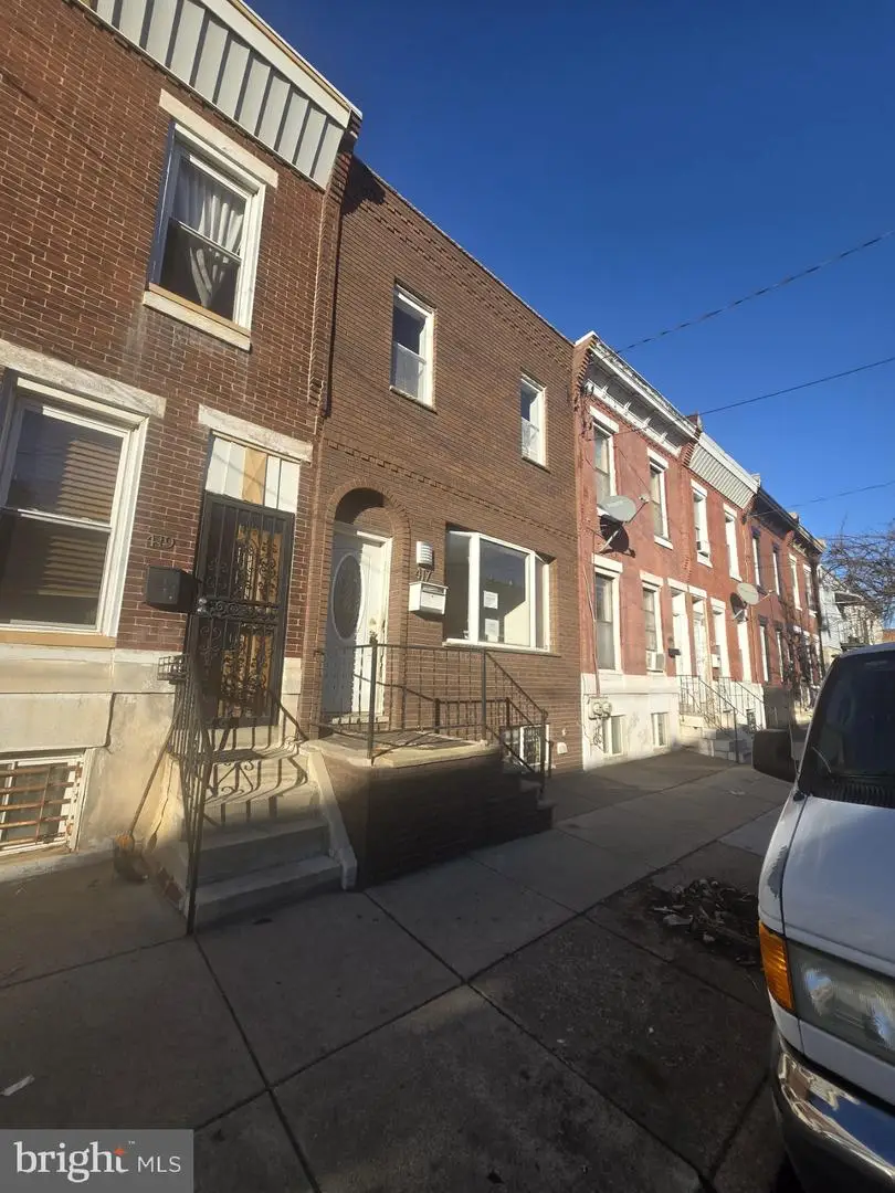 417 Mckean St, Philadelphia, PA 19148 - #1