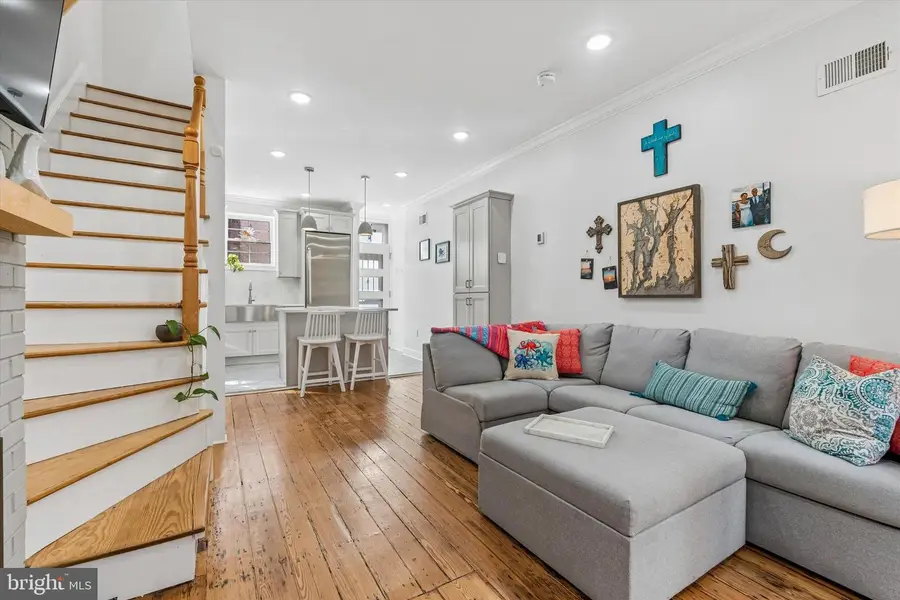 2047 Waverly St, Philadelphia, PA 19146 - #2