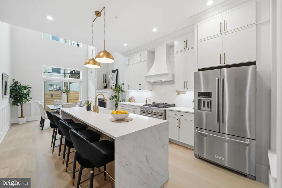 713 N 3rd St, Philadelphia, PA 19123 - #1