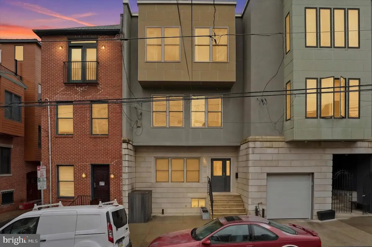 1011 N Orianna St, Philadelphia, PA 19123 - #1