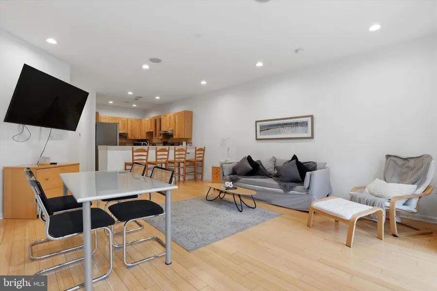 1011 N Orianna St, Philadelphia, PA 19123 - #3