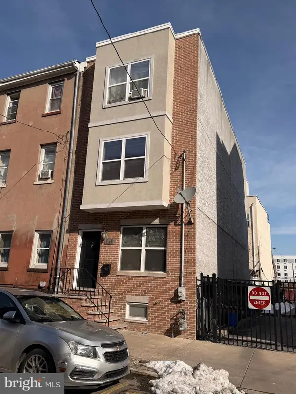 1105 Wallace St, PHILADELPHIA, PA 19123