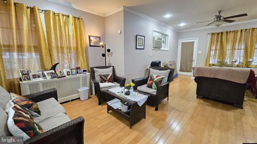 420 Gilham St, Philadelphia, PA 19111 - #2