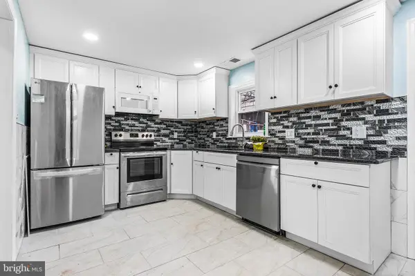 2051 S Dorrance St, PHILADELPHIA, PA 19145