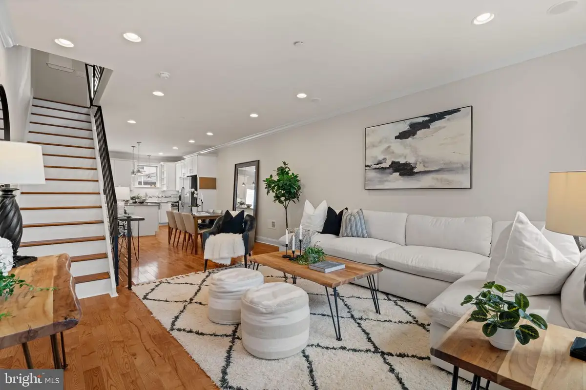 2039 E Hazzard St, Philadelphia, PA 19125 - #1