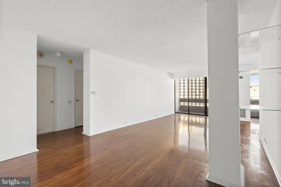 1326-42 Spruce St #1901, Philadelphia, PA 19107 - #2