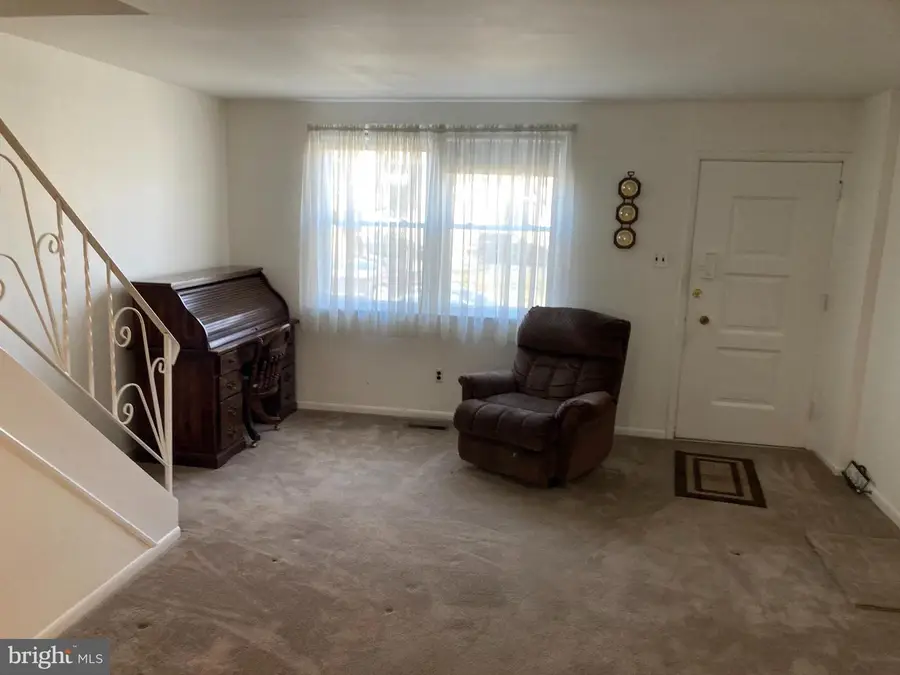 8665 Jackson St, Philadelphia, PA 19136 - #3