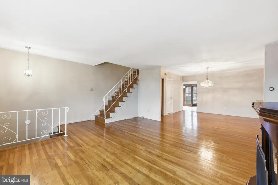 3209 Saxon Pl, Philadelphia, PA 19114 - #3