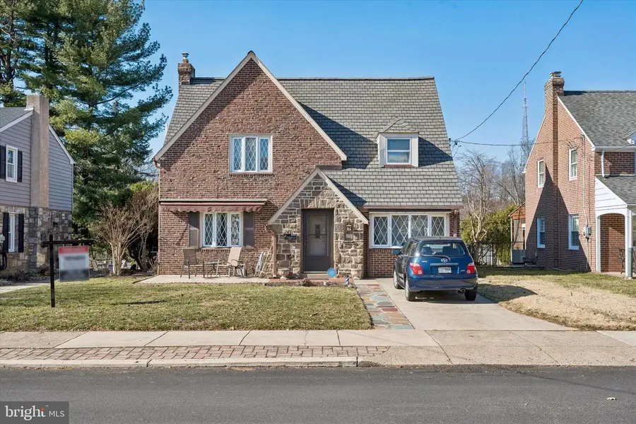 478 Aurania St, Philadelphia, PA 19128 - #2