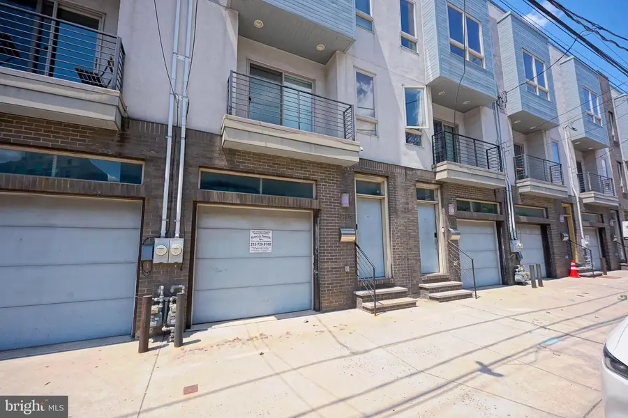 908 N Front St, Philadelphia, PA 19123 - #2