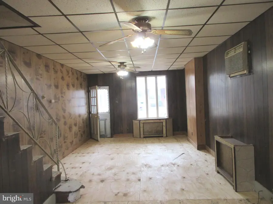 4472 E Thompson St, Philadelphia, PA 19137 - #3