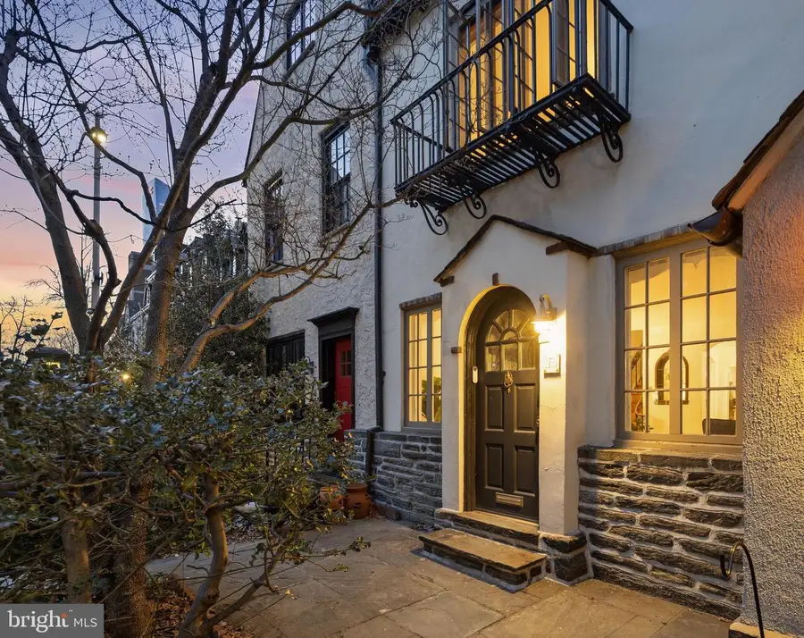 2139 Saint James Pl, Philadelphia, PA 19103 - #2