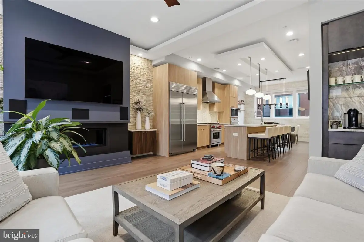 611 N Galloway St, Philadelphia, PA 19123 - #1