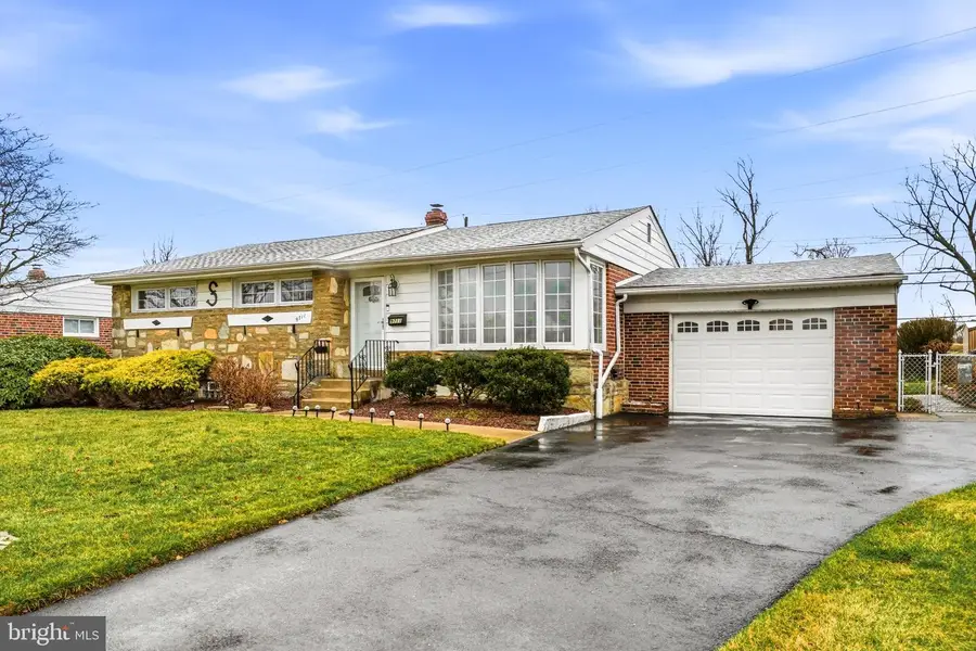 9711 Dedaker St, Philadelphia, PA 19115 - #2