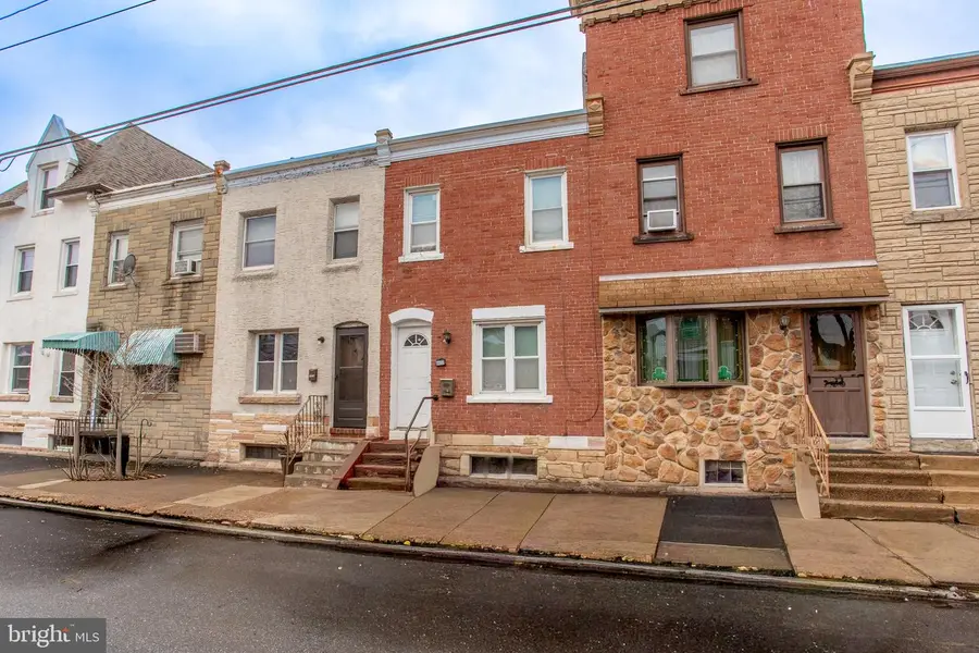 6610 Tulip St, Philadelphia, PA 19135 - #3
