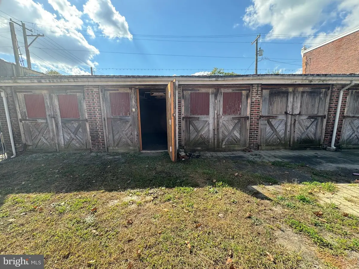 203 E Slocum St #a, Philadelphia, PA 19119 - #1