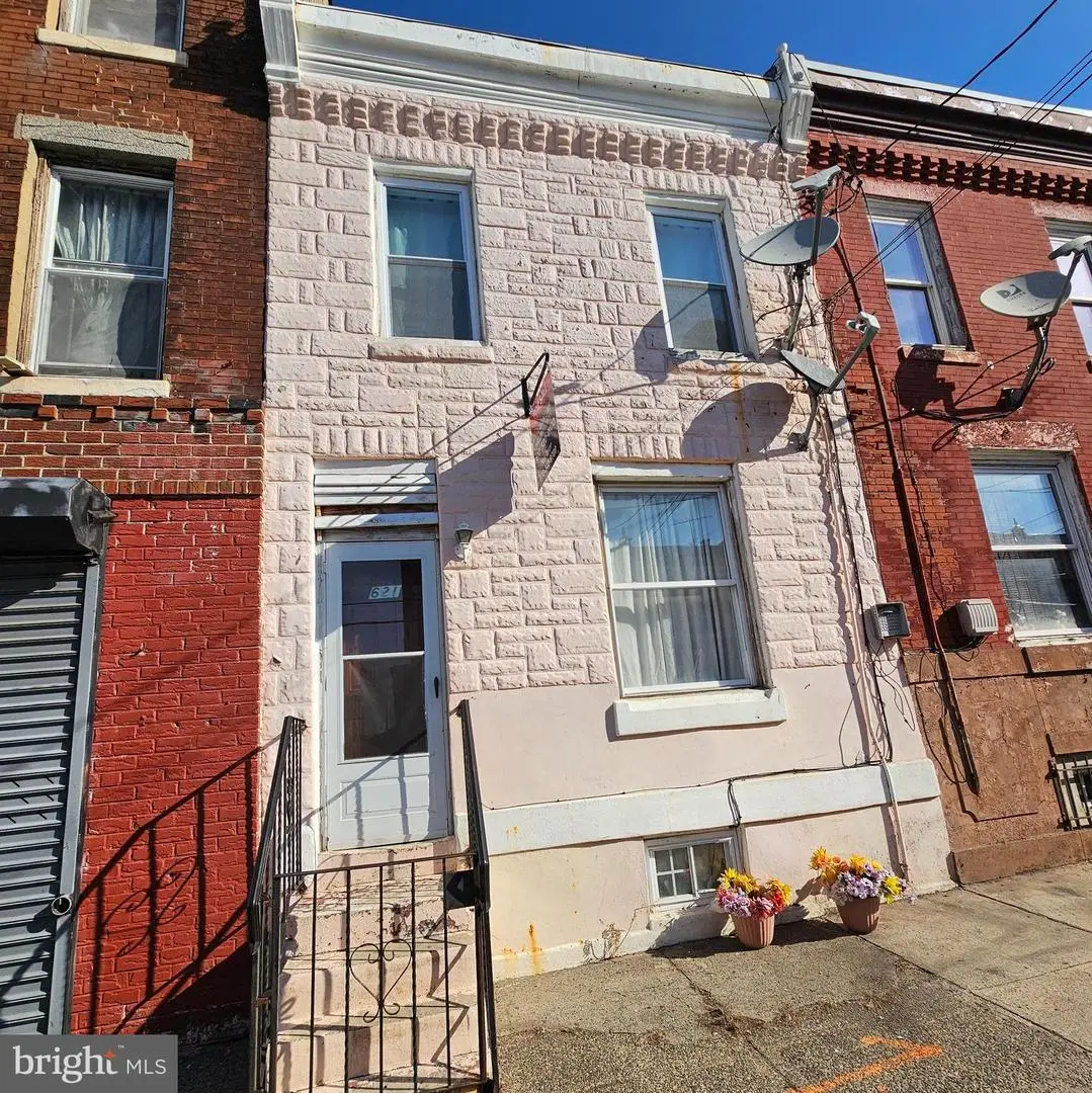 621 W Tioga St, Philadelphia, PA 19140 - #1