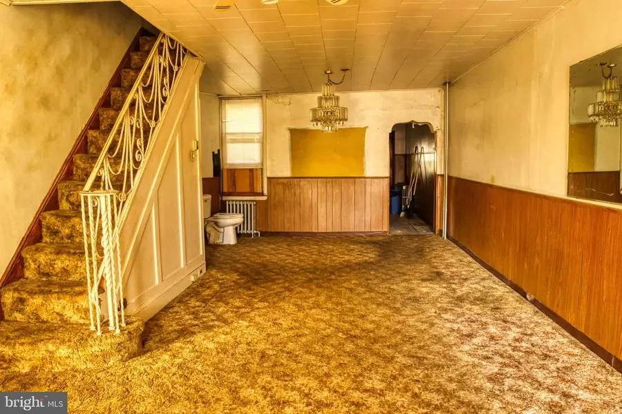 7226 Hegerman St, Philadelphia, PA 19135 - #2