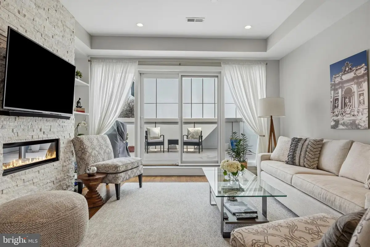 857 Corinthian Ave, Philadelphia, PA 19130 - #1