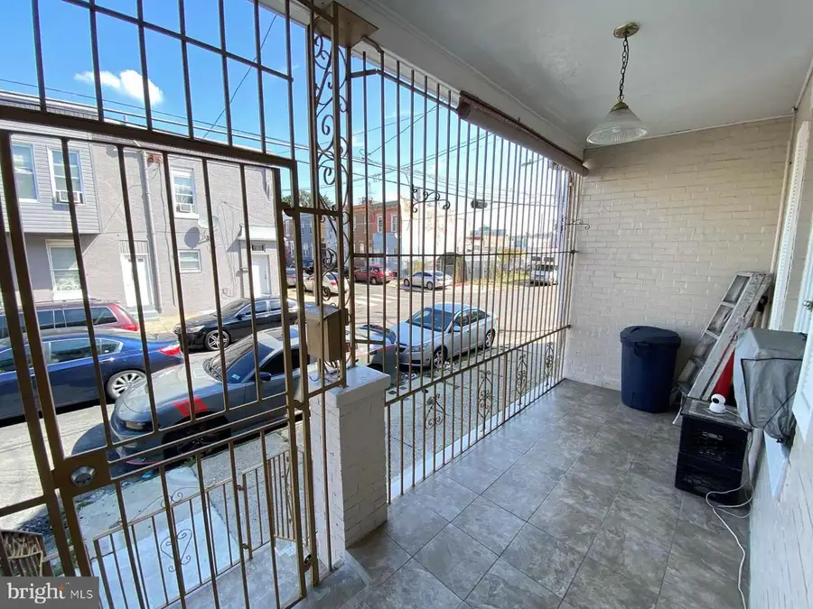 538 W Pike St, Philadelphia, PA 19140 - #2