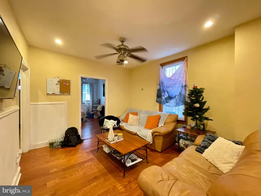 416 N 31st St, Philadelphia, PA 19104 - #3