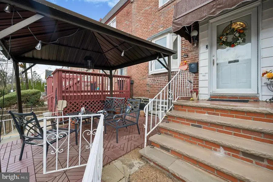 517 Parnell Pl, Philadelphia, PA 19144 - #2