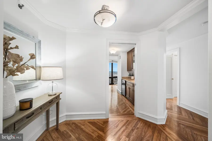 2018-32 Walnut St #21l, Philadelphia, PA 19103 - #3