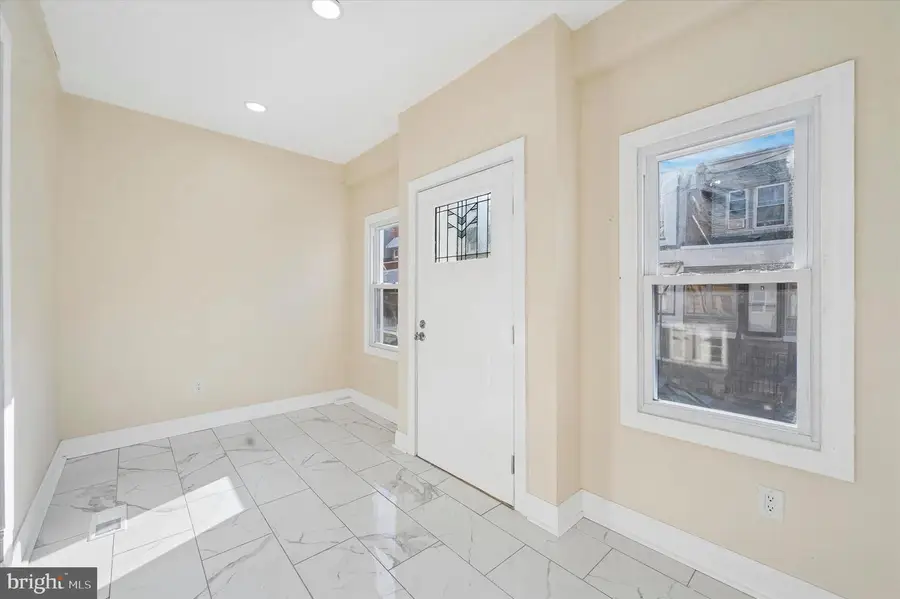 5537 Malcolm St, Philadelphia, PA 19143 - #2