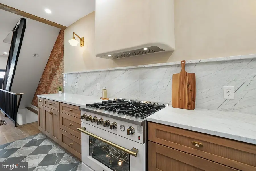 2522 W Thompson St, Philadelphia, PA 19121 - #2