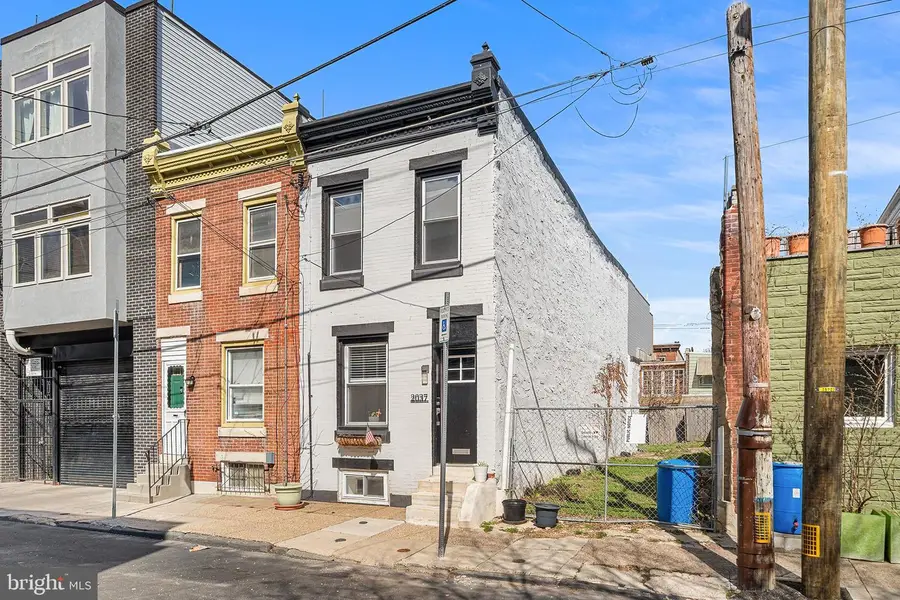 2037 E Fletcher St, Philadelphia, PA 19125 - #2